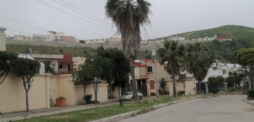 FRACCIONAMIENTO URB QUINTA DEL CEDRO PRIVADA SIERRA DE LOS ALPES UNIDAD 43