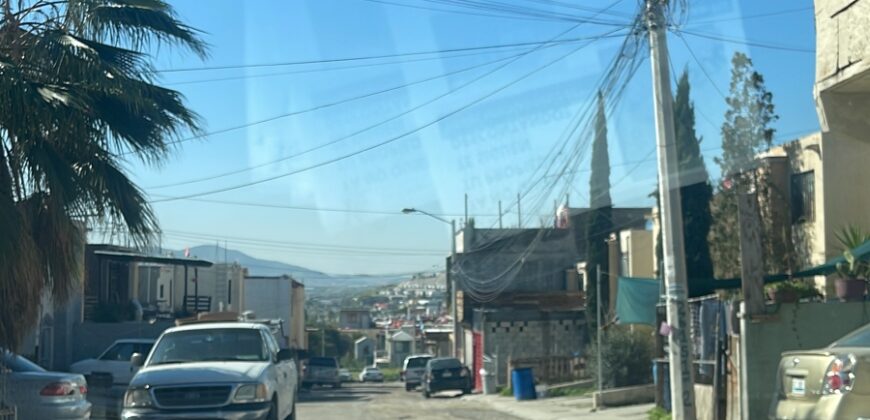 FRACCIONAMIENTO EL REFUGIO PRIVADA DE LOS AZULEJOS UNIDAD 1