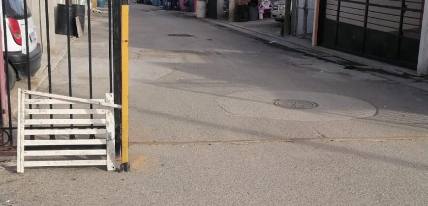 FRACCIONAMIENTO CAÑADAS DEL FLORIDO PRIVADA TULIPANES UNIDAD 11