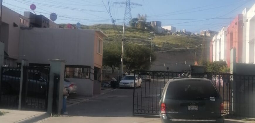 FRACCIONAMIENTO EL LAUREL I 22253, PRIVADA ROSARITO, UNIDAD 1