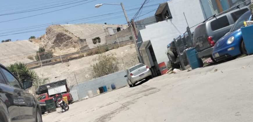 FRACCIONAMIENTO PASEOS DEL VERGEL PRIVADA MADROÑOS  20-A