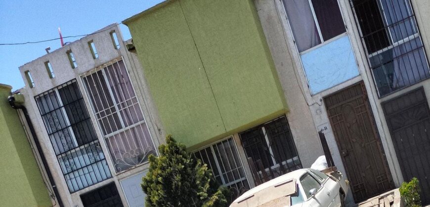 FRACCIONAMIENTO PASEOS DEL VERGEL PRIVADA MADROÑOS 6-B