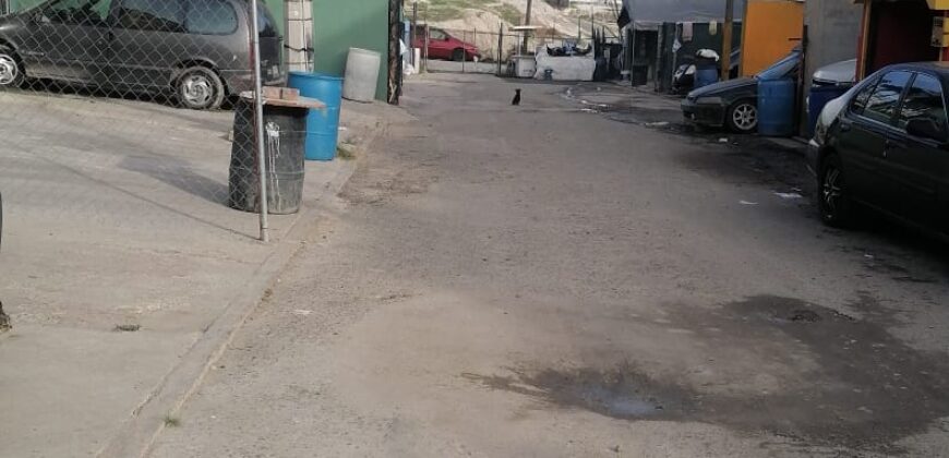 FRACCIONAMIENTO CAÑADAS DEL FLORIDO PRIVADA TULIPANES UNIDAD 20