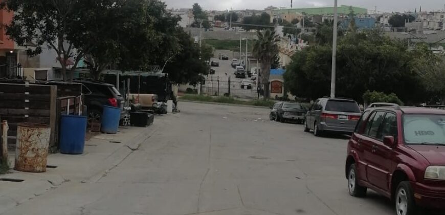 FRACCIONAMIENTO URB QUINTA DEL CEDRO CALLE ALMEZ UNIDAD 5