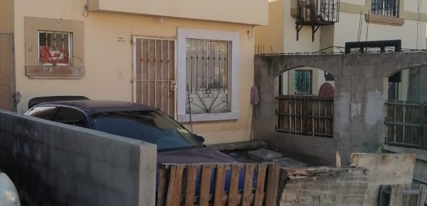 FRACCIONAMIENTO VILLA RESIDENCIAL DEL BOSQUE AV. DE LOS CEREZOS UNIDAD 25