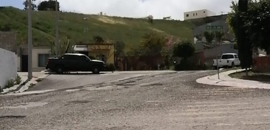 FRACCIONAMIENTO CUESTA BLANCA CALLE LOMA DEL ALBA UNIDAD 13861 INT 2