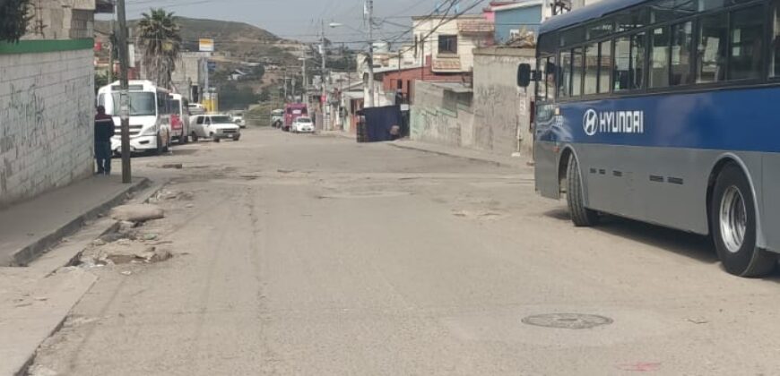 FRACCIONAMIENTO URBIVILLA DEL PRADO, PRIVADA FLORIDA, UNIDAD 07