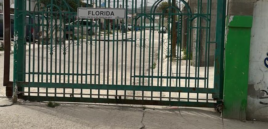 FRACCIONAMIENTO URBIVILLA DEL PRADO, PRIVADA FLORIDA, UNIDAD 07