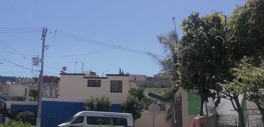 FRACCIONAMIENTO URBI QUINTA DEL CEDRO CALLE DE LOS ABETOS UNIDAD 4404 INT 7