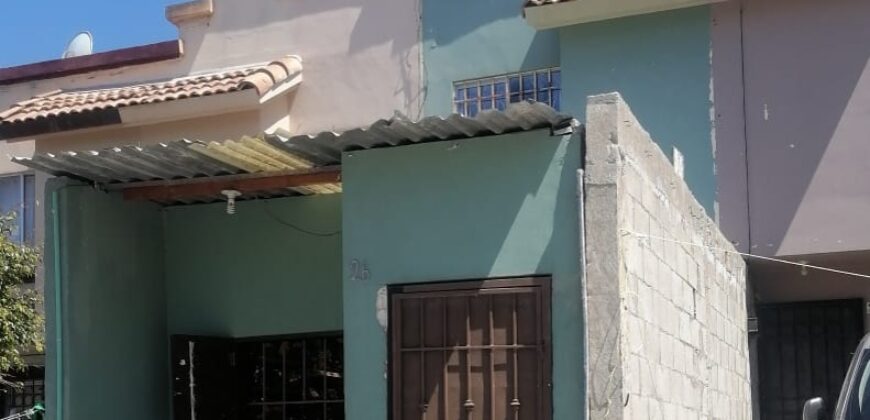 FRACCIONAMIENTO URBI QUINTA DEL CEDRO, PRIVADA CAMELIO UNIDAD 26