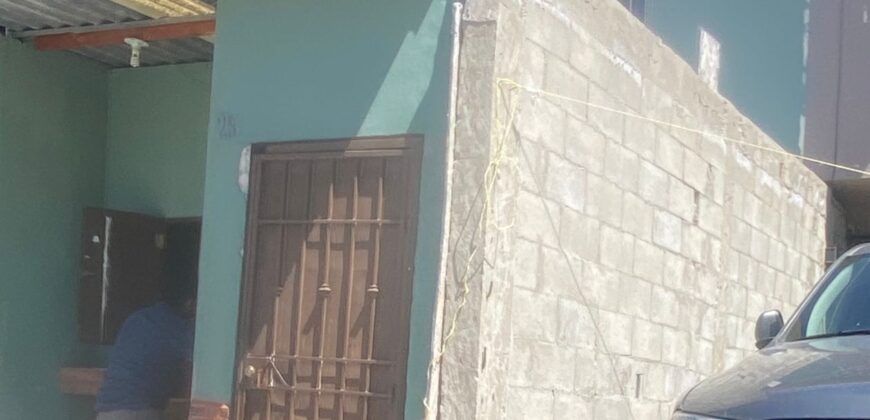 FRACCIONAMIENTO URBI QUINTA DEL CEDRO, PRIVADA CAMELIO UNIDAD 26