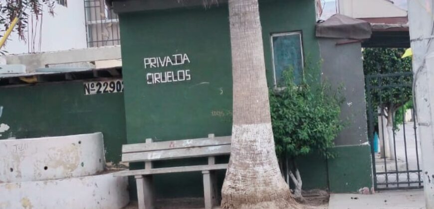 FRACCIONAMIENTO RIBERA DEL BOSQUE, PRIVADA DE LOS CIRUELOS, UNIDAD 08